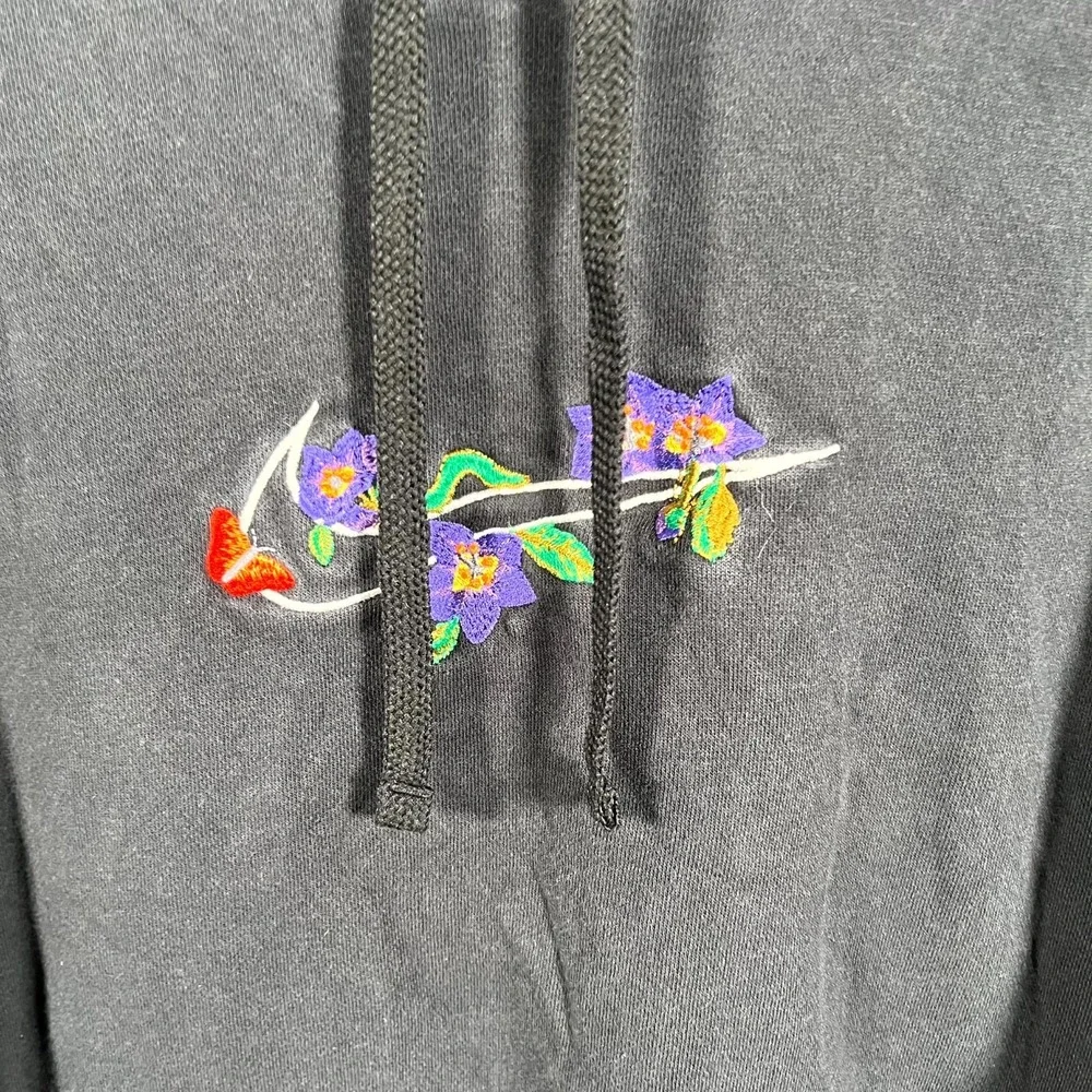 Nike Sportswear Hoodie Mens Medium Black Butterfly Floral Embroidered‎ Fleece